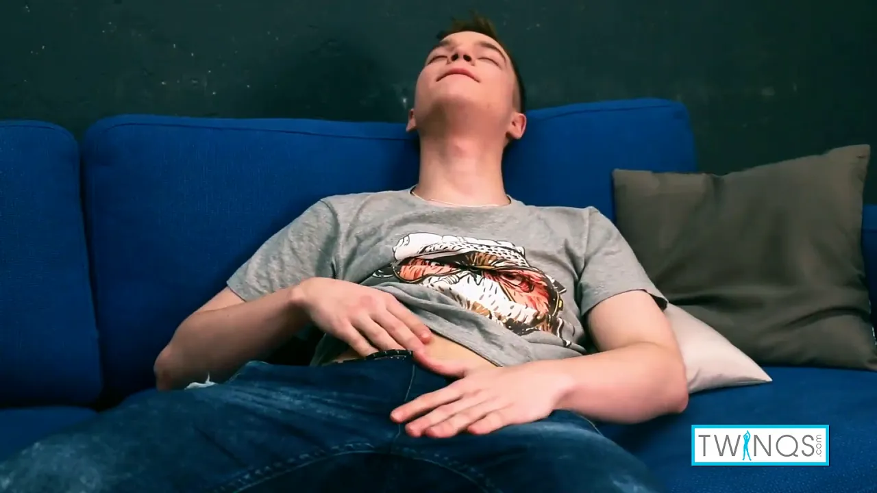 Gay twink Ethan O masturbates and dildos his tight asshole, then cums