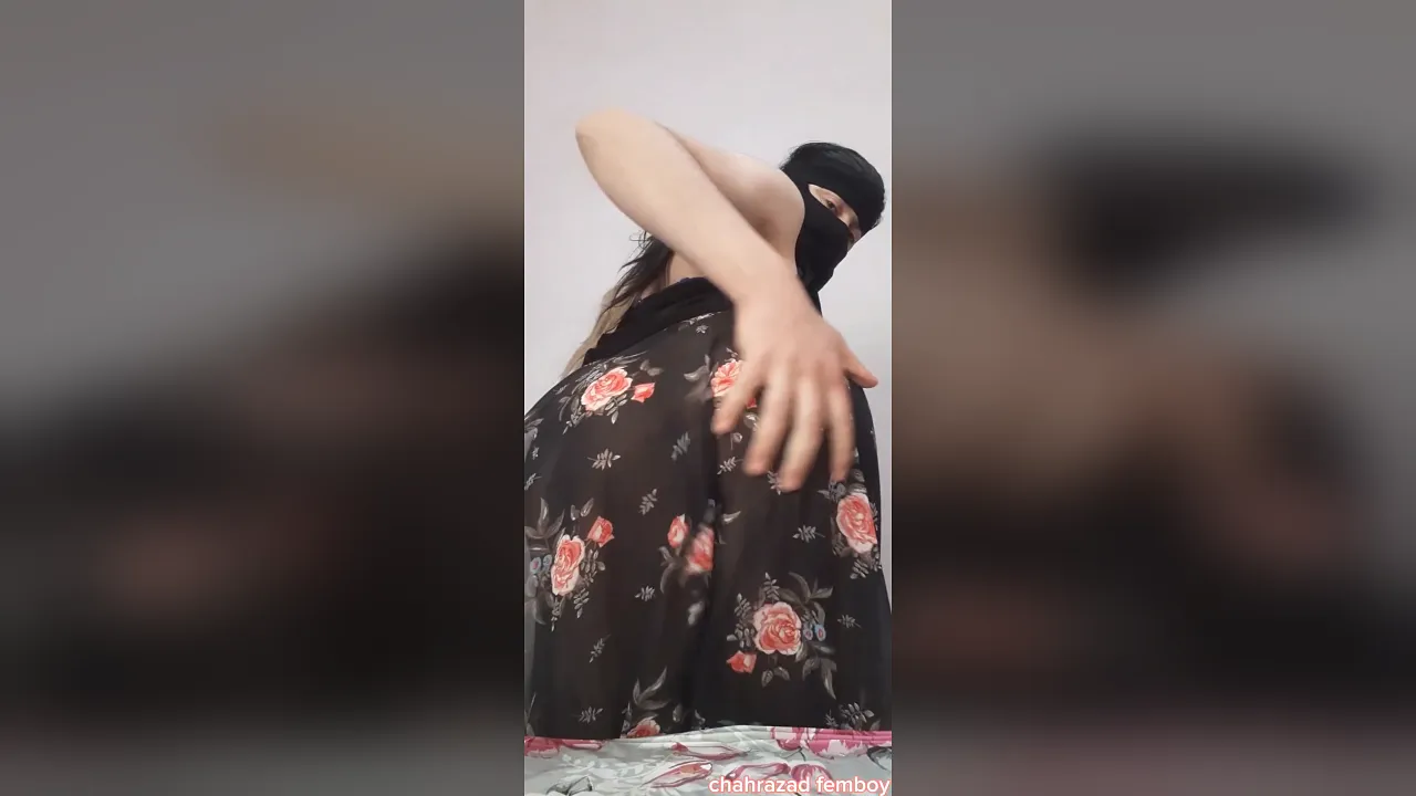 Arab Asian girl gives blowjob and gets anal creampied by gay man
