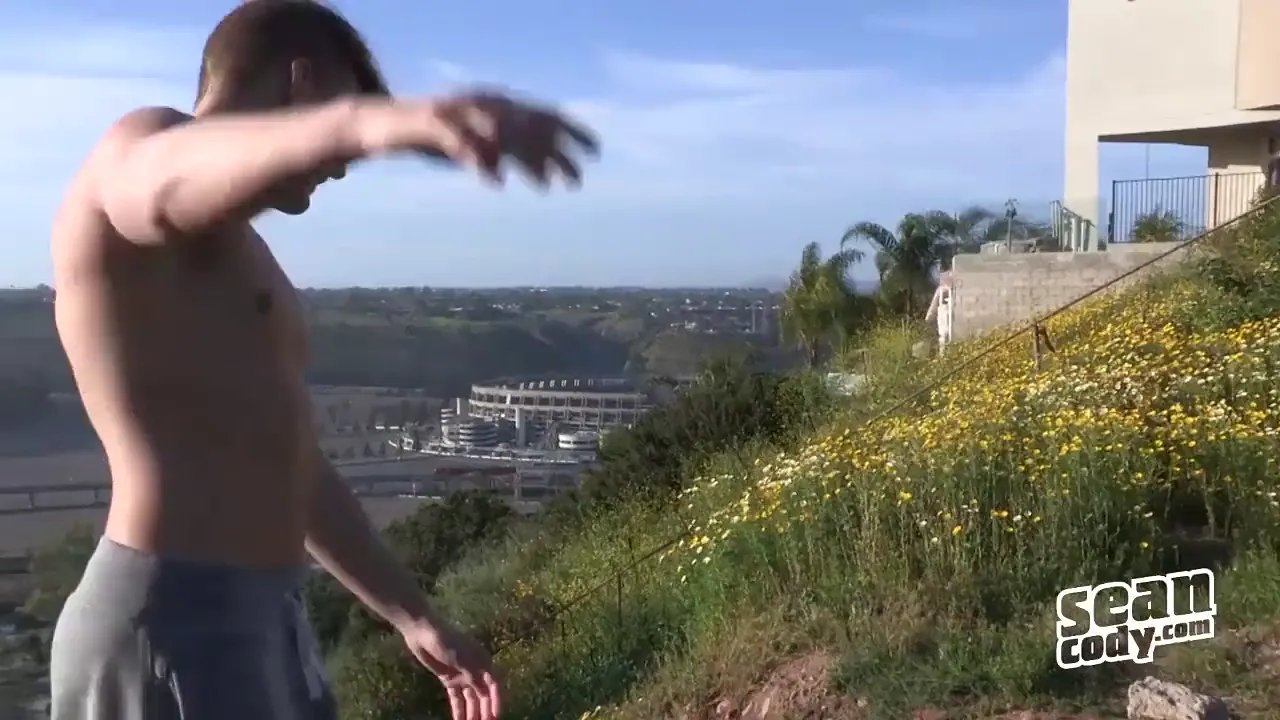 Sean Cody: Bro with beard sucks stud's cock