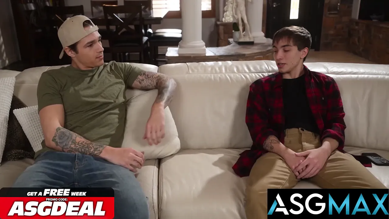 Jayden Marcos blows his girlfriend's stepbrother before having bareback sex