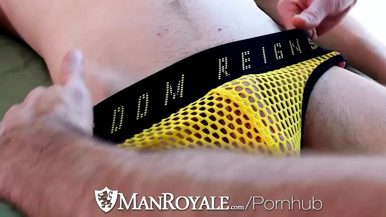 Gay masseur gives intense blowjob, handjob and anal before fucking his client