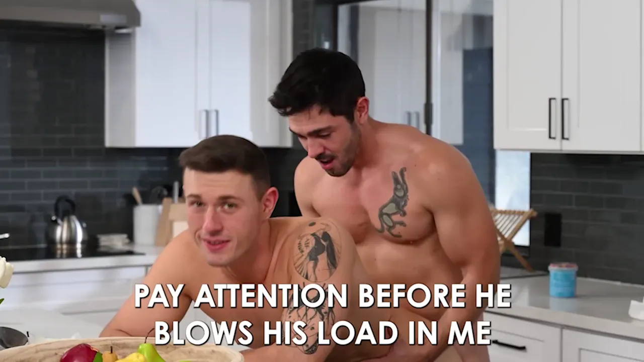 Italian Stallion Johnny Viper sucks and fucks Jack Valor's huge bareback cock
