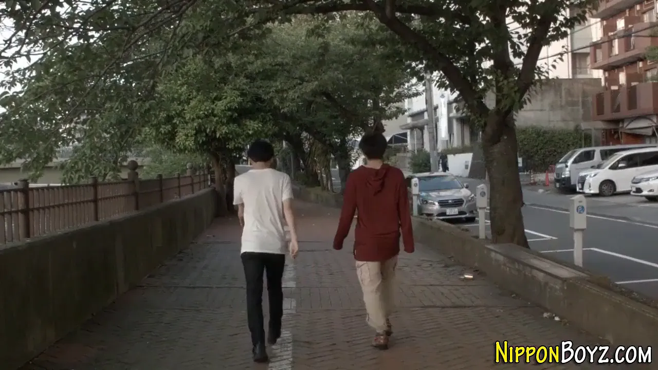Japanese amateur twink pounds another guy's ass and cums