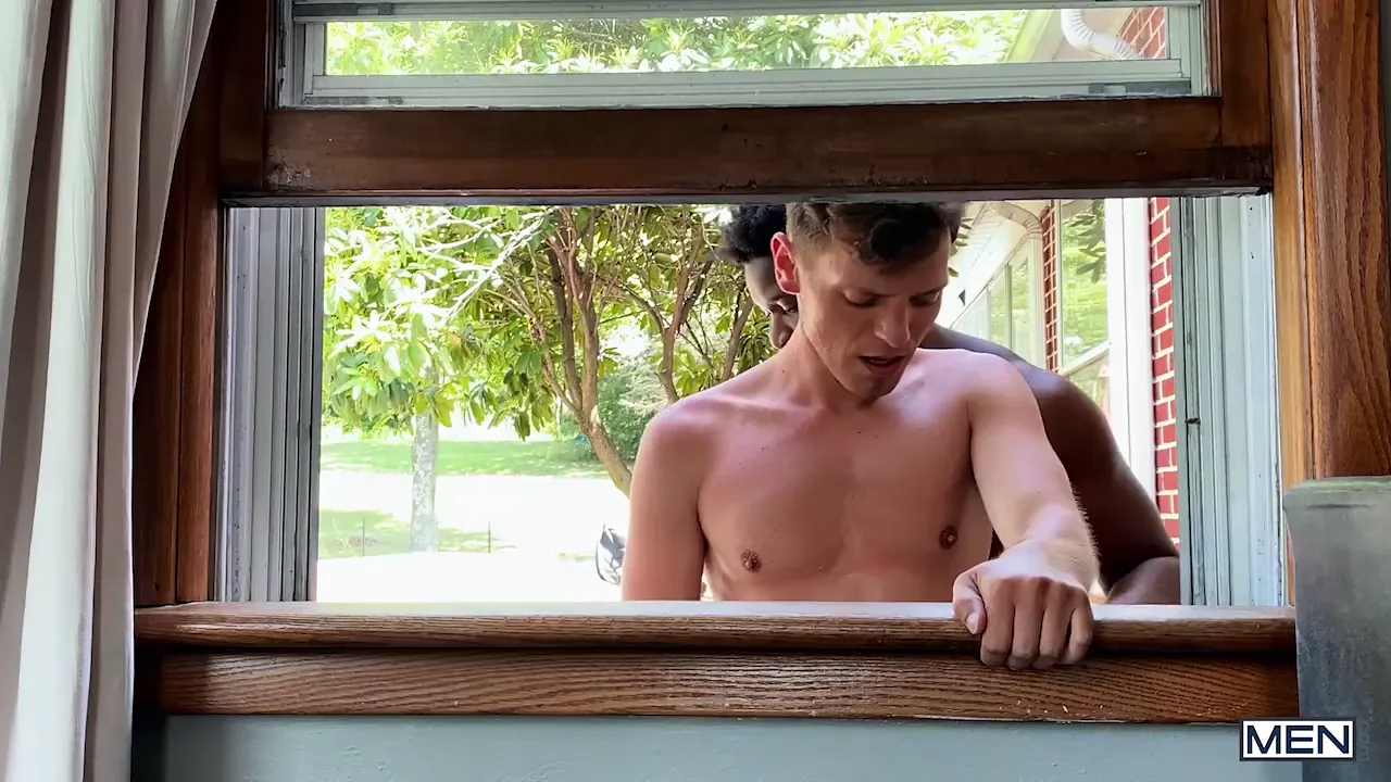 Bruno Cartella sneaks up to Ty Shine's window for a bareback hookup