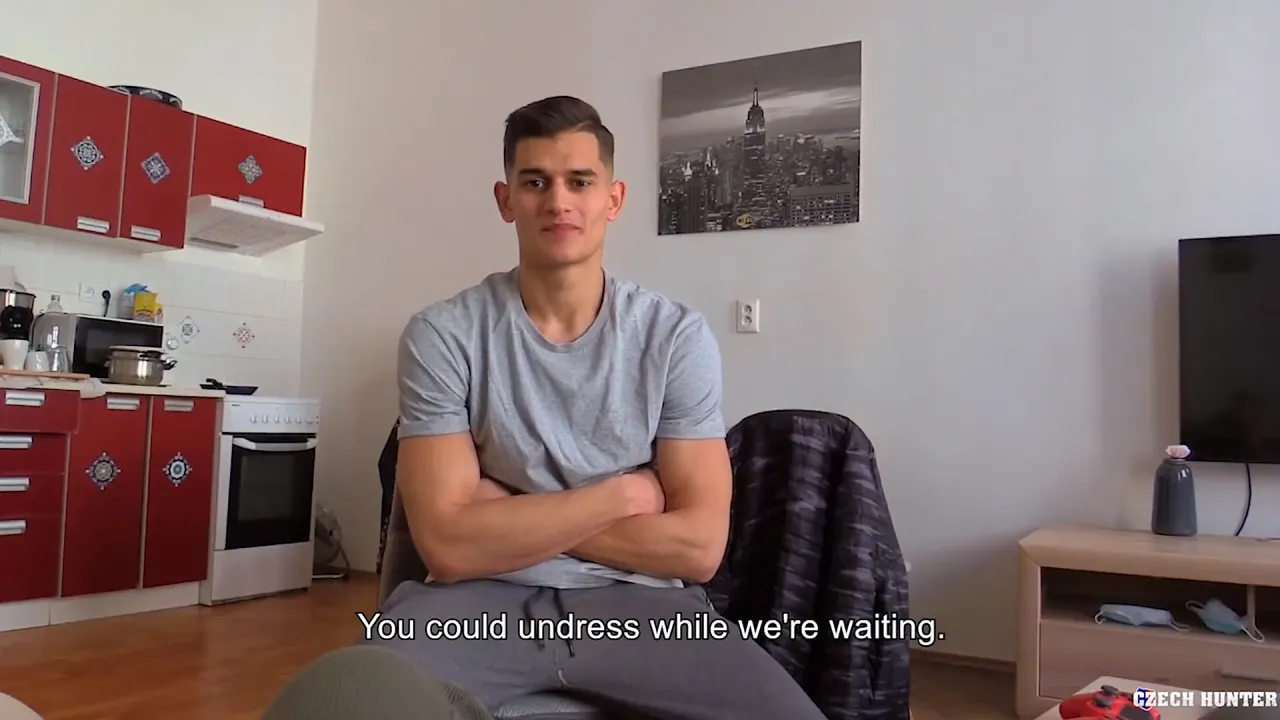 BigStr: Hunky guy has a threesome with two ripped studs, then fucks them bareback