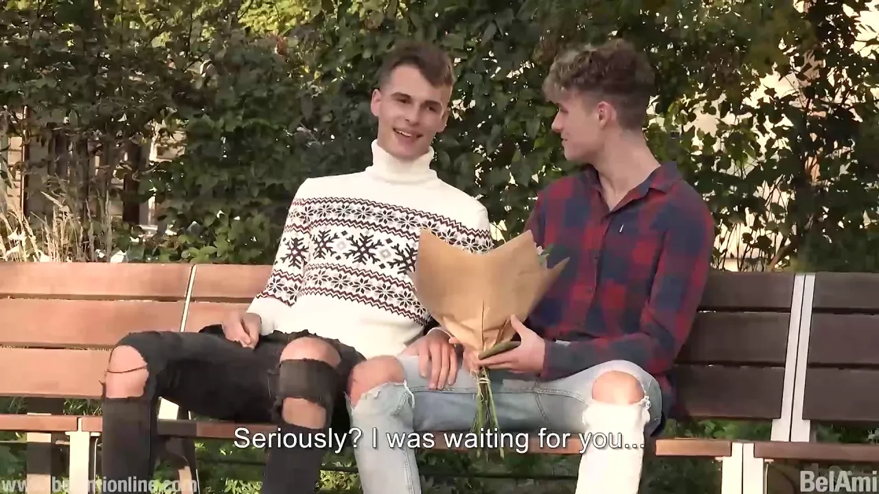 Gay jocks Steve Collins and Chandler Swanson have raw cock sex