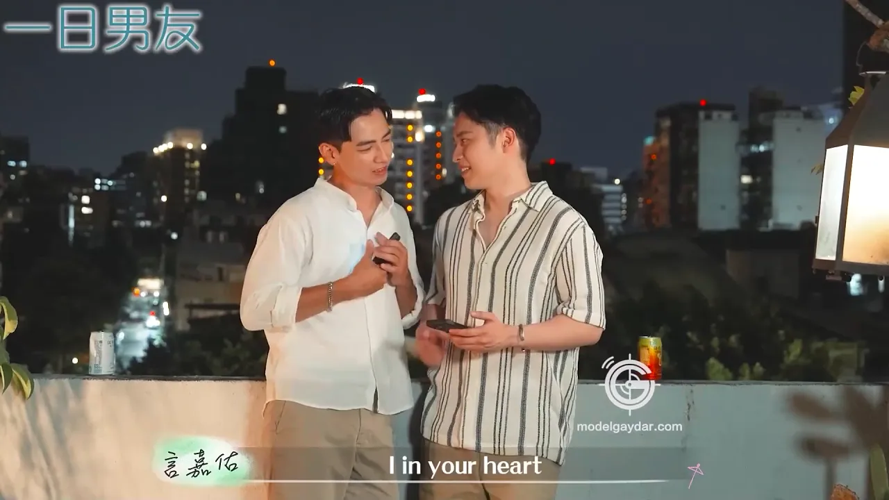 Gay man gives blowjob and sucks off big cock