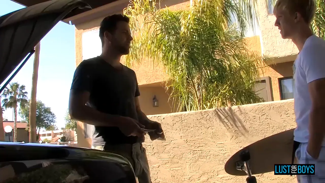 Gay fetish video: Preston Steel teaches Jordan Ashton to suck and take uncut cock