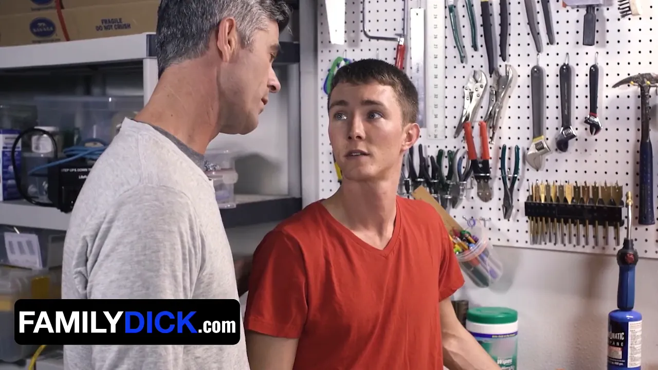 Muscle bear seduces shy twink in garage for rough gay sex