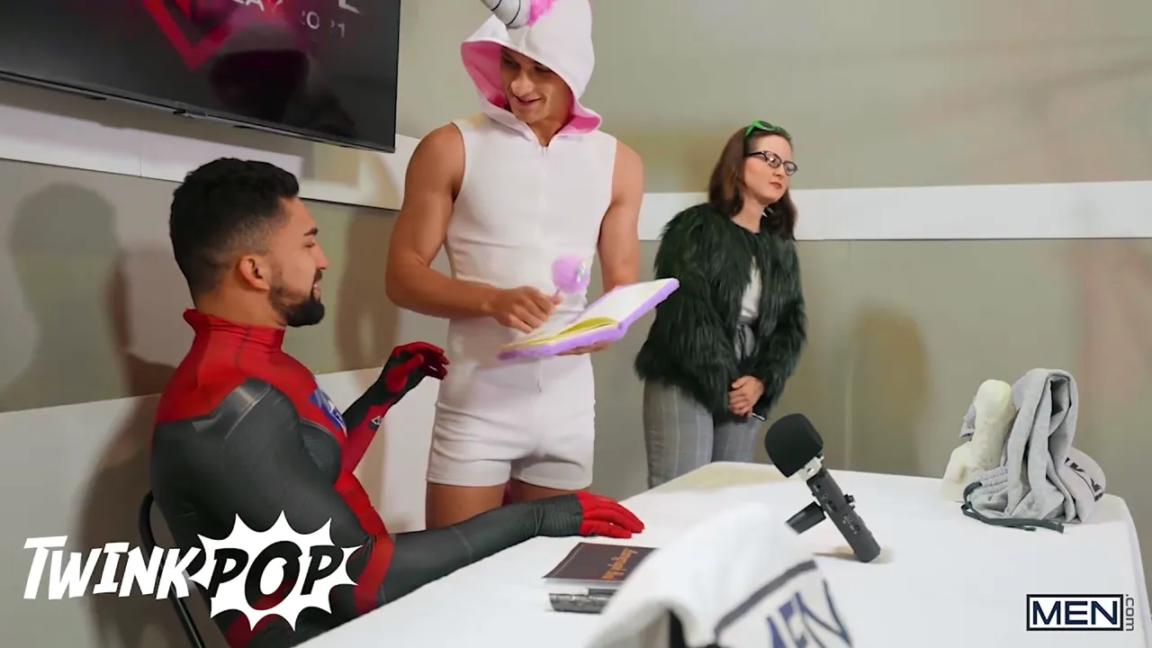 Cosplay fans Dante Colle, theo brady, felix fox & nick la blast each other's