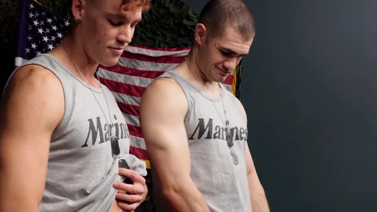 Muscular jock drills soldier with huge cock in bareback gay sex