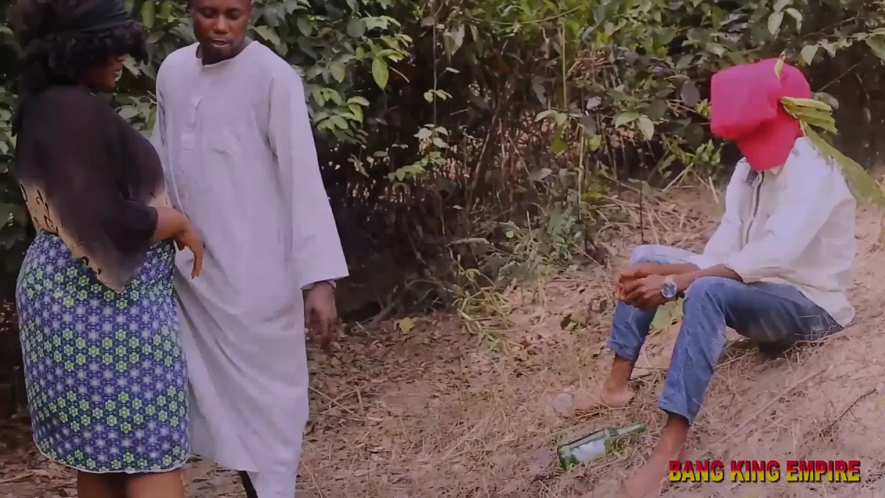 Fake pastor and his BBW wife fuck a twink doggystyle in the bushes during Ramadan