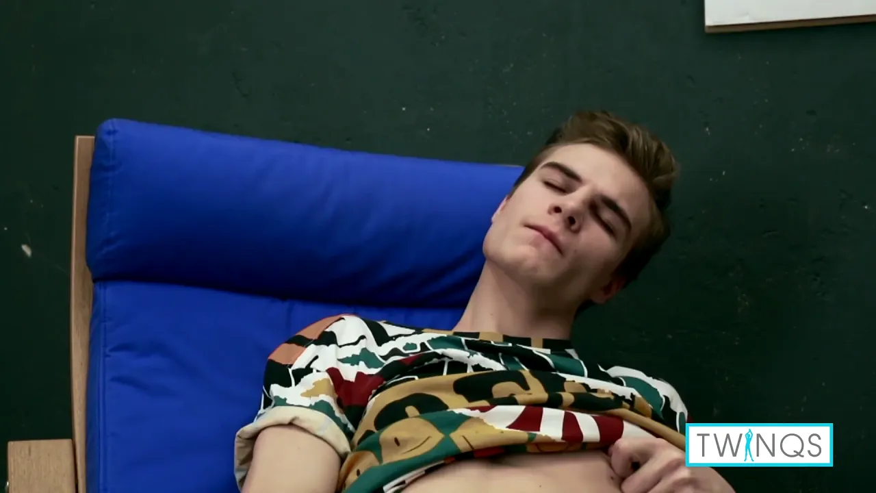 Twink Lucas teases his big jock then masturbates with a deep toy