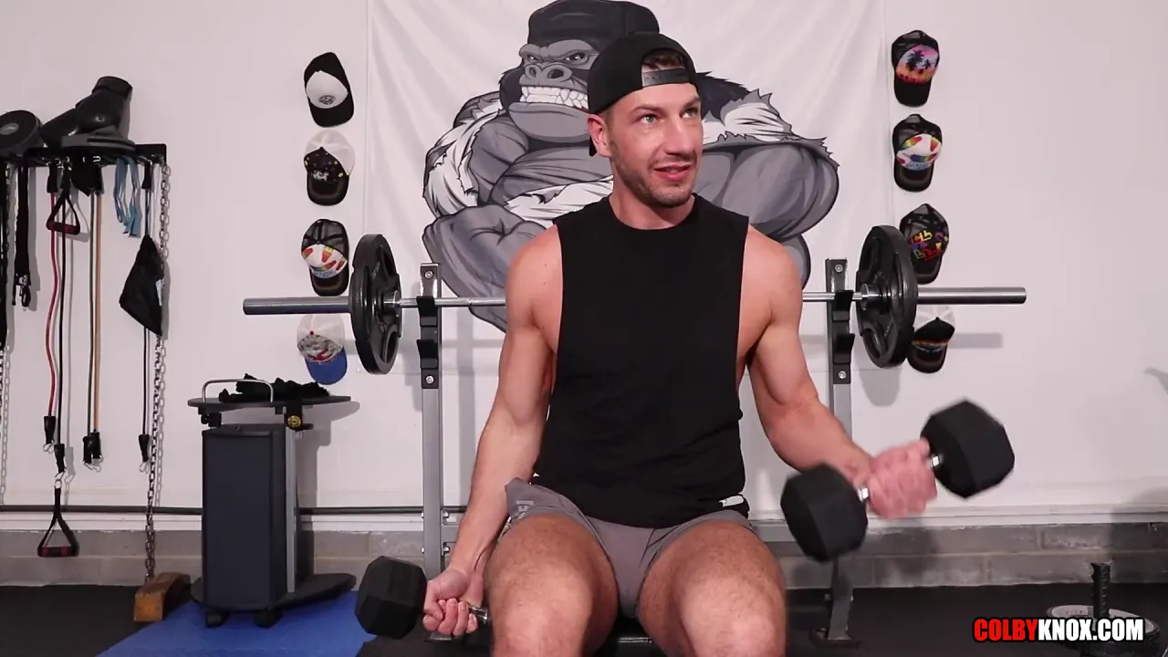 Muscle twinks Jordan Starr and Oliver Marks have bareback sex on a treadmill