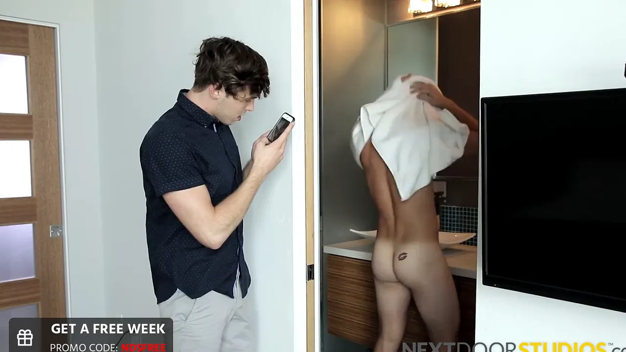 Gay twink secretly takes photos as his stepbro has sex with another guy