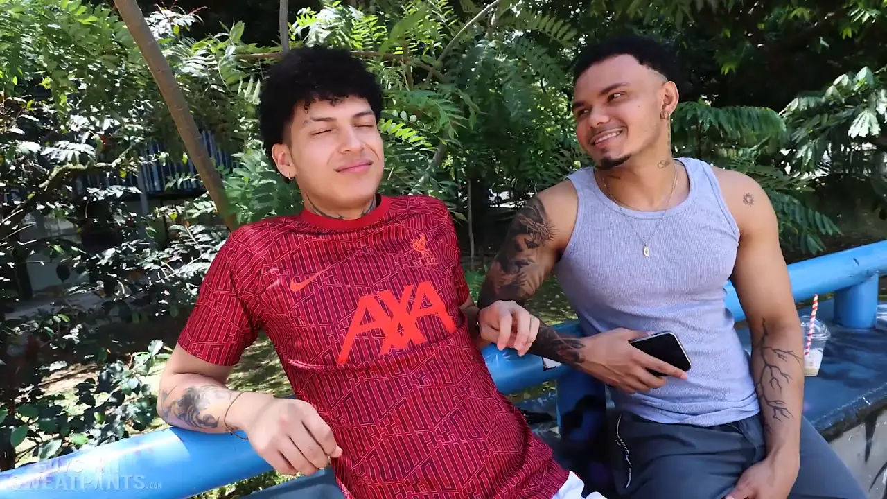 Gay twink Leandry welcomes a big cock for bareback anal and cumshots