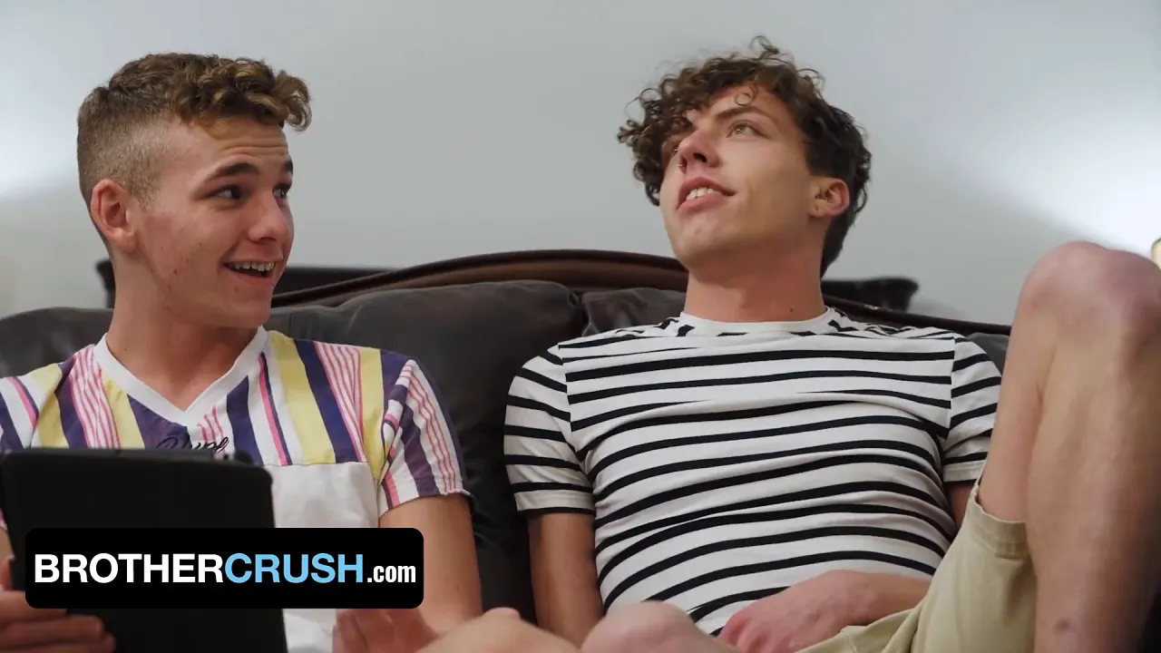 Twink stepbro gets seduced and bred bareback by his horny muscle stepbro on the couch