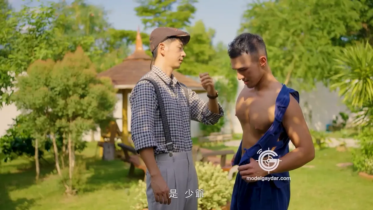Muscle Asian servant gets fucked by his rich master