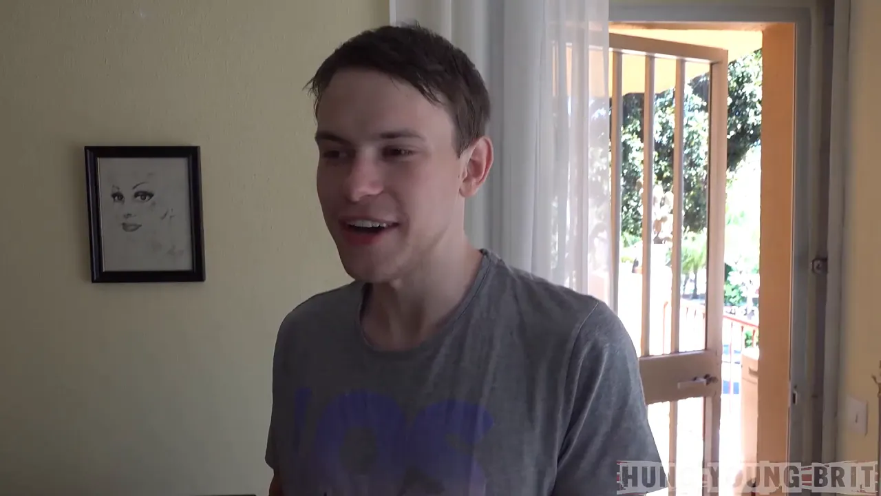 Twink with a big dick fucks Caruso Rainbow's ass in gay amateur anal sex