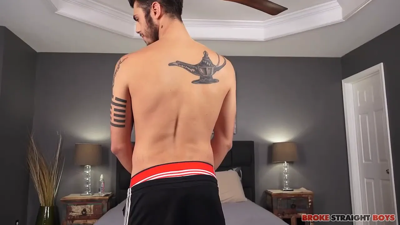 Straight college jock Ari masturbates and fingers his own ass