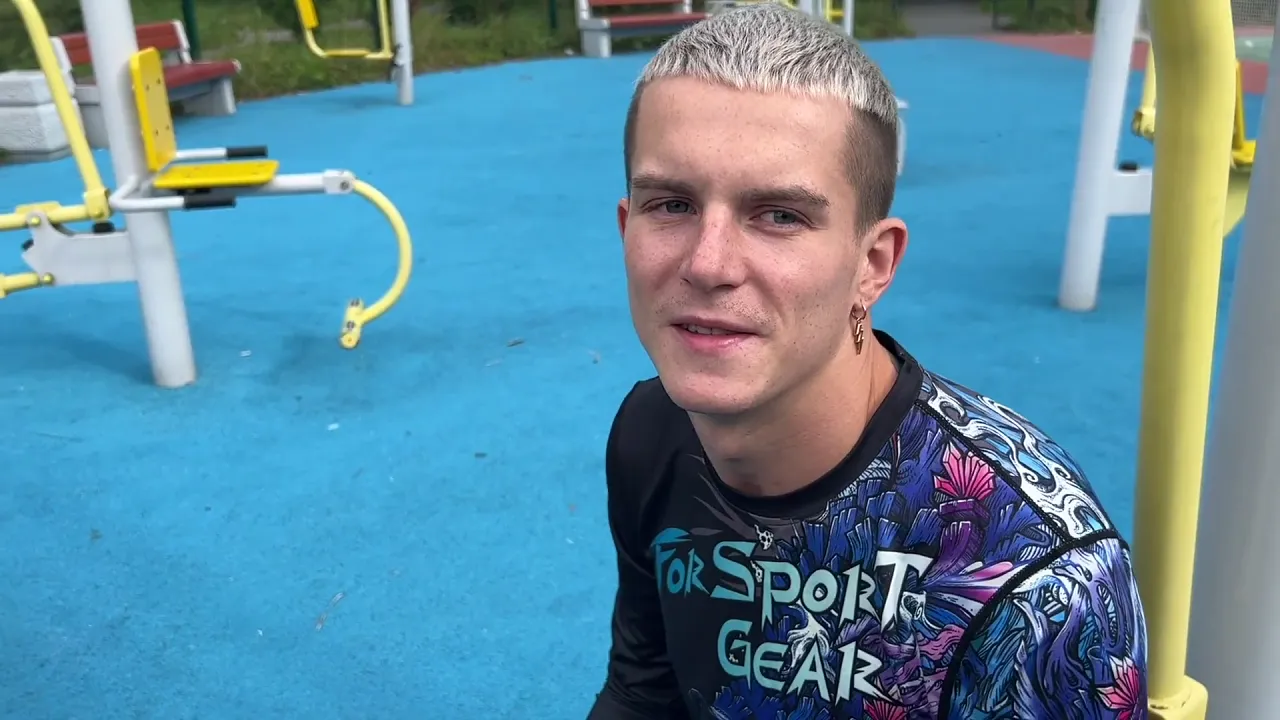 Athletic guy gets fucked and cummed on by a big cock in the bushes