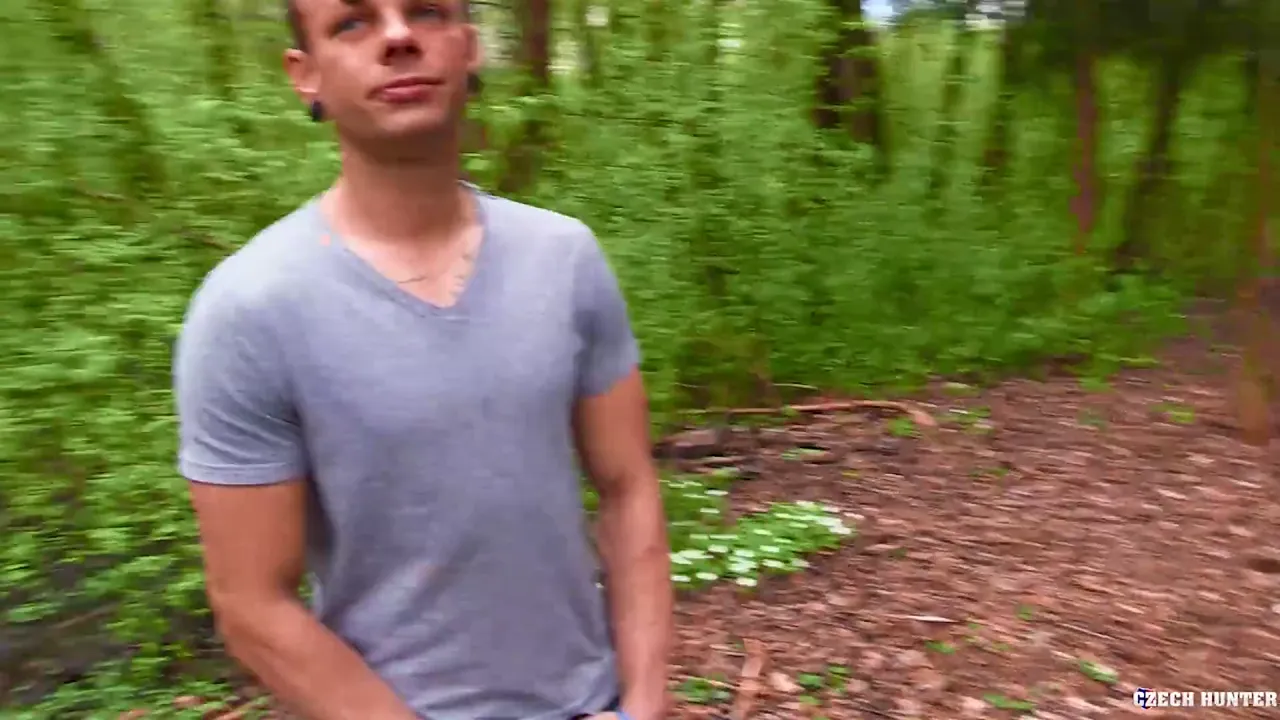 Muscle construction worker sucks big cock and cums in the forest
