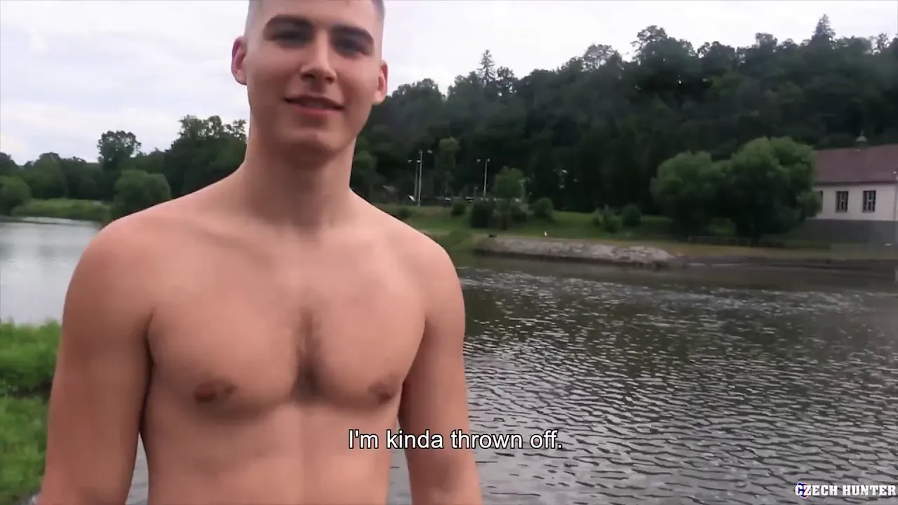Gay man gets her asshole fucked and makes his dick cum in bareback public Pov