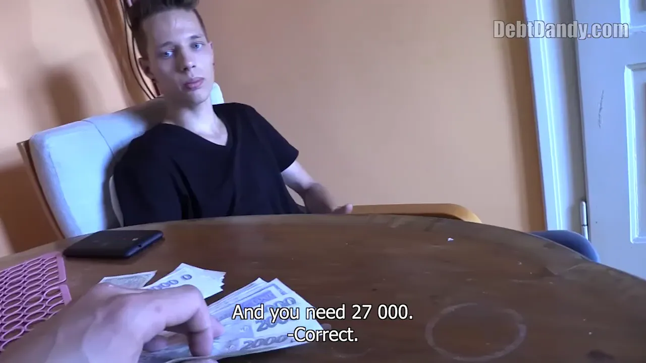 Czech hunter pays for a bareback blowjob and cumshot