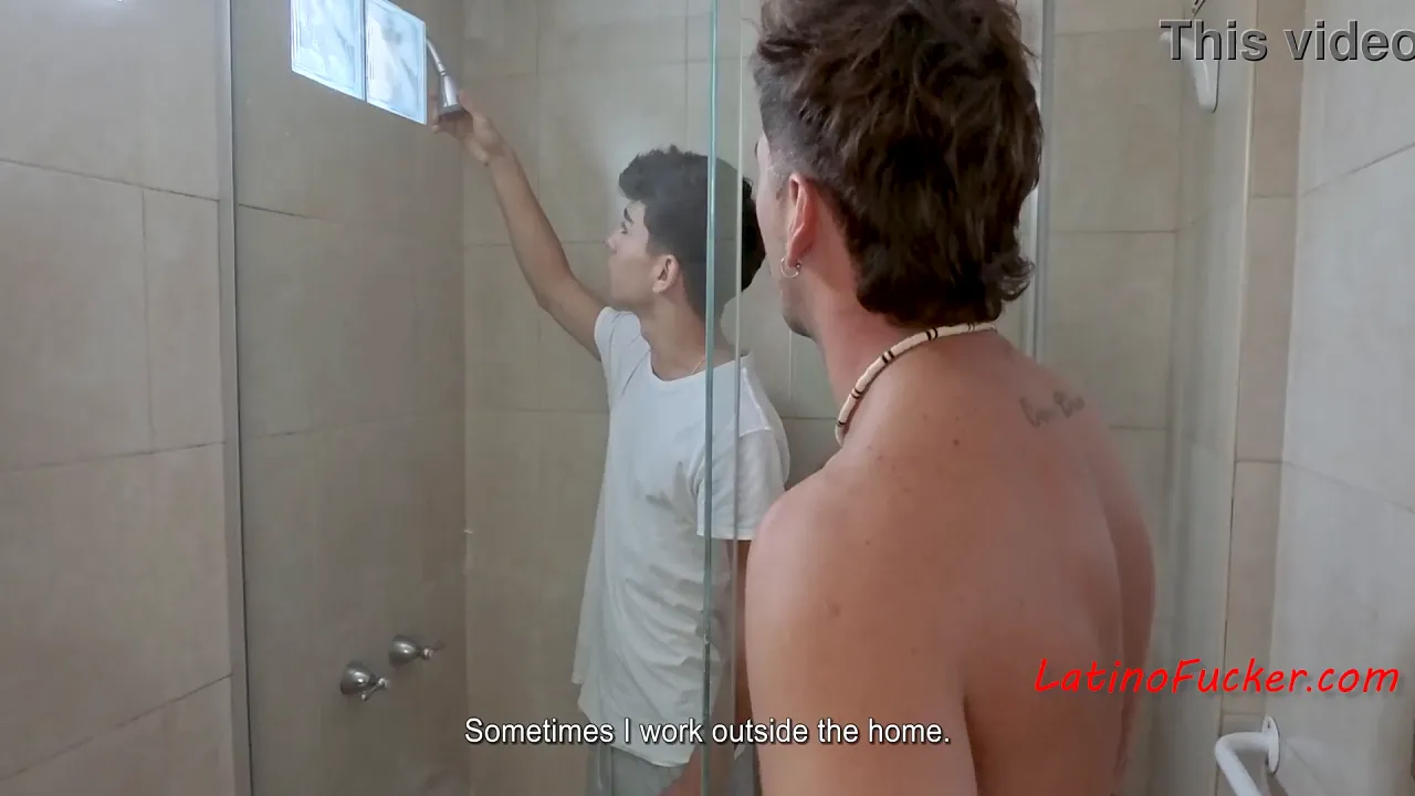 Twink plumber gets his asshole fucked and mouth blown by Ivo Rossi