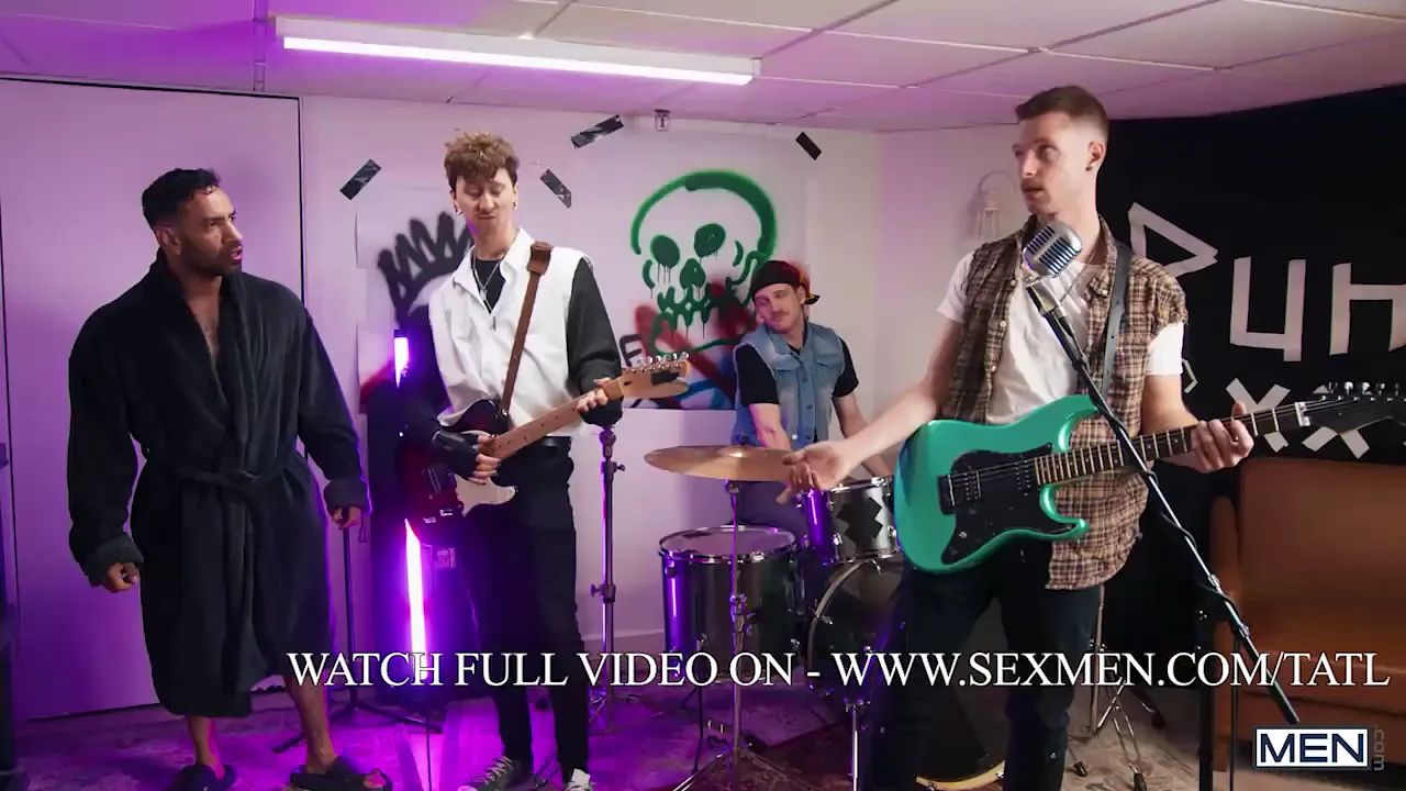 Sex, tugs, and rockin’ hole/ MEN / Benjamin Blue, mateo zagal