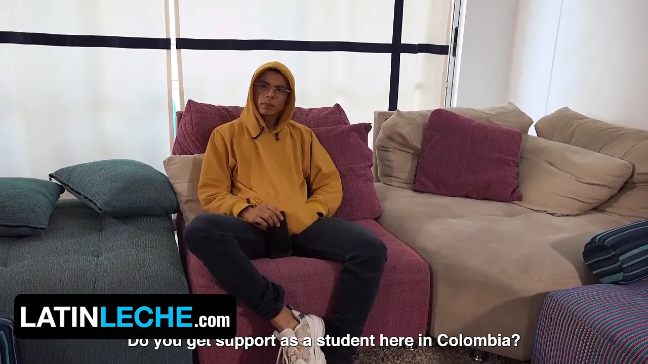Gay Latino stud Andreas Griffin gets tricked into sucking Jared Nyson's cock during a