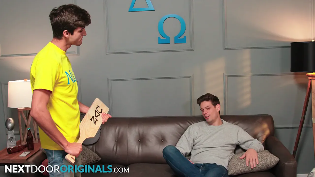 College jock gives blowjobs and bareback sex to other men