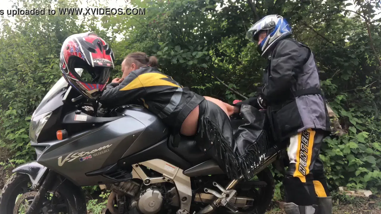 Gay biker gets his extreme fisting anal hole stretched by a fetishist