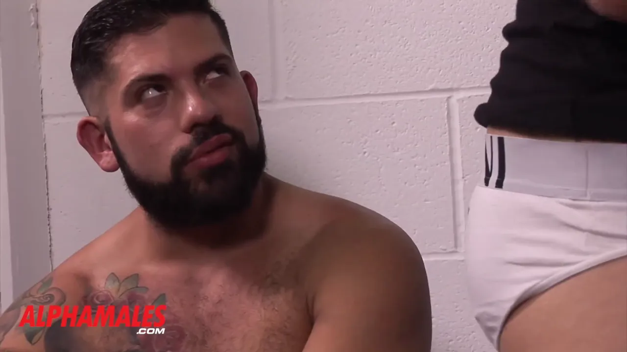 Muscular bear gives a hot gym hunks a blowjob and rides his big dick