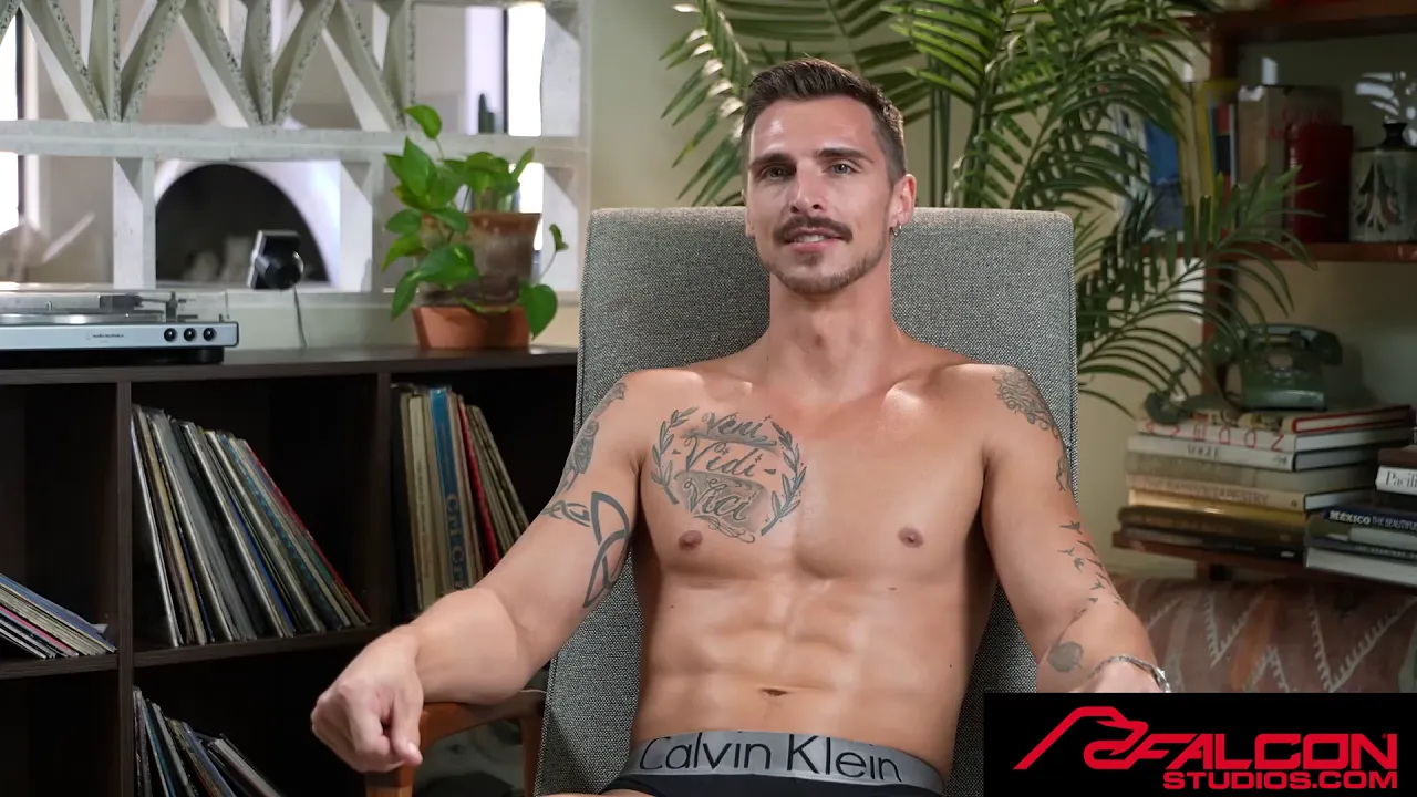 Gay muscle jocks Smith Sterling and Luca Zae have bareback anal sex in their Falcon debut