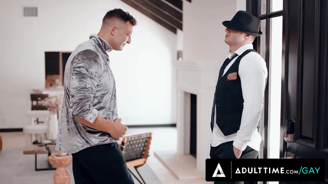 Straight groom-to-be gets creampied by male stripper Lucca Mazz at his bachelor party