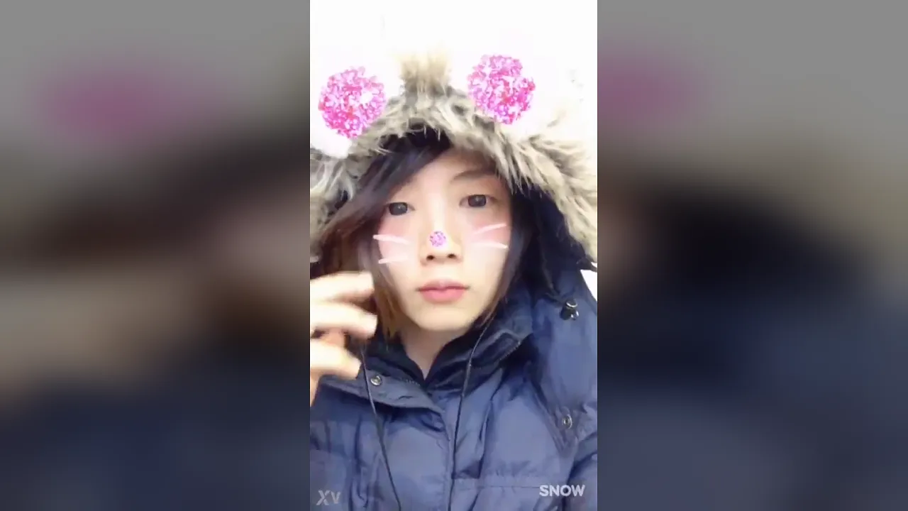 Gay Japanese boy Akahyaaa5 strips and masturbates