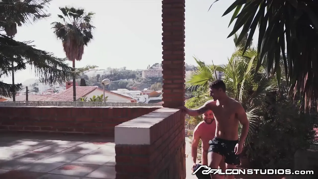 Bastian Karim blows and fucks a hung jock in bareback gay sex